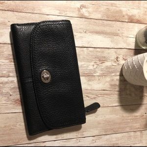 Genuine Leather Wallet Black with Clasp